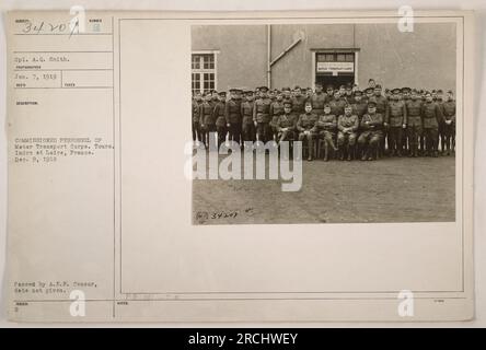 CPL. A.Q. Smith du Motor transport corps à Tours, Indre et Loire, France, 9 décembre 1918. La photo a été prise par le photographe 34207. Il a été reçu et décrit le 7 janvier 1919. La légende mentionne que le caporal Smith fait partie du personnel commissionné et que la photographie a été transmise par le censeur de l'A.E.F. Le titre 'TRE KRIT MTR TRANSPLATGA' est également fourni. Banque D'Images