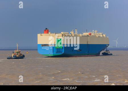 Roro Aquamarine Ace en route pour Royal Portbury Docks Banque D'Images