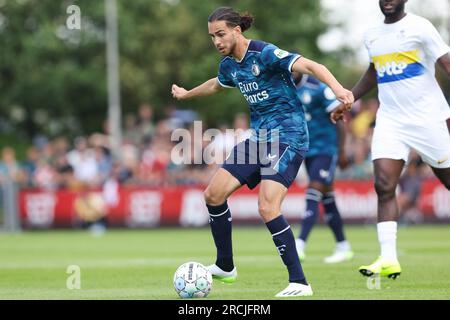 Barendrecht, pays-Bas. 15 juillet 2023. BARENDRECHT, PAYS-BAS - JUILLET 15 : Ramiz Zerrouki de Feyenoord lors du match amical de pré-saison entre Feyenoord et Union Saint-Gilloise au Sportpark Smitshoek le 15 juillet 2023 à Barendrecht, pays-Bas (photo Hans van der Valk/Orange Pictures) crédit : Orange pics BV/Alamy Live News Banque D'Images