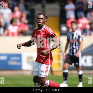 Meadow Lane, Nottingham, Royaume-Uni. 15 juillet 2023. Match amical de pré-saison, Notts County contre Nottingham Forest ; Alex Mighten de Nottingham Forest Credit : action plus Sports/Alamy Live News Banque D'Images