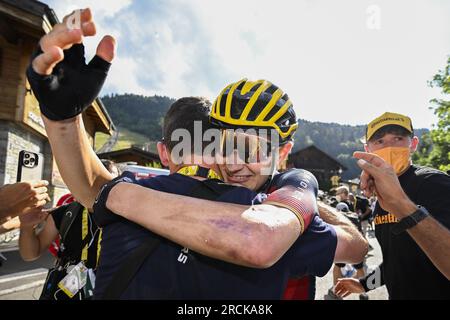 Espagnol Carlos Rodriguez d'Ineos Grenadiers célèbre après avoir remporté la 14e étape du Tour de France cycliste, d'Annemasse à Morzine les portes du Soleil (151, 8 km), France, samedi 15 juillet 2023. Le Tour de France de cette année aura lieu du 01 au 23 juillet 2023. BELGA PHOTO POOL NICO VEREECKEN crédit : Belga News Agency/Alamy Live News Banque D'Images