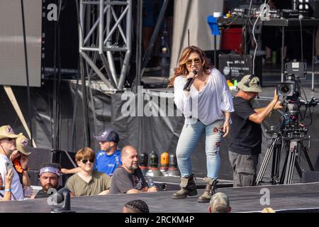 Chicago, États-Unis. 14 juillet 2023. JO Dee Messina pendant le Windy City Smokeout Music Festival le 14 juillet 2023, à Chicago, Illinois (photo de Daniel DeSlover/Sipa USA) crédit : SIPA USA/Alamy Live News Banque D'Images