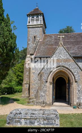 Église paroissiale de tous les Saints Hinton Ampner, Hampshire, Angleterre, Royaume-Uni - un bâtiment classé de grade II* Banque D'Images