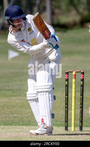 East Dean et Friston v Seaford. Match de cricket samedi après-midi dans le Sussex. Banque D'Images