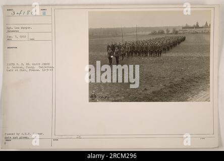 Sergent Leo Morper du 116th F.S. BN est photographié le 7 janvier 1919. L'image capture le major Jesse A. Jackson, commandant de Celiettes, Loir et cher en France. La photographie a été approuvée par l'A.E.P. Censurer mais la date n'a pas été fournie. Il porte la note '34180'. Banque D'Images