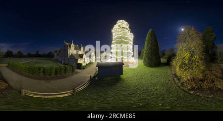 Vue panoramique à 360° de Arbre de Noël de Wakehurst place 2014