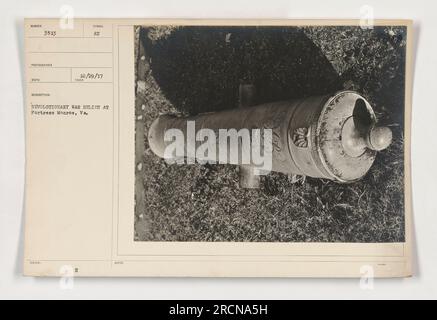 Reliques de la guerre révolutionnaire exposées à la Forteresse Monroe en Virginie. La photographie souligne l'importance historique des artefacts conservés au fort. Les reliques servent de rappel des activités militaires américaines pendant la période de la guerre d'indépendance. Banque D'Images