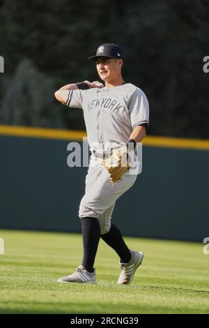 Denver CO, États-Unis. 15 juillet 2023. New York Shortstop Anthony Volpe (11) juste avant le match avec les Yankees de New York et les Colorado Rockies qui a eu lieu au Coors Field à Denver Co. David Seelig/Cal Sport Medi. Crédit : csm/Alamy Live News Banque D'Images