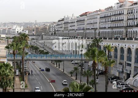 Alger. 16 juillet 2023. Cette photo prise le 10 juillet 2023 montre une vue d'Alger, captial d'Algérie. Crédit : Xinhua/Alamy Live News Banque D'Images