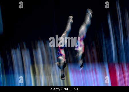 Fukuoka, Japon. 16 juillet 2023. Matsuri Arai et Minami Itahashi, du Japon, concourent dans la finale synchronisée du 10m Platform Women lors du 20e Championnat du monde de natation à la piscine préfectorale de Fukuoka à Fukuoka (Japon), le 16 juillet 2023. Crédit : Insidefoto di andrea staccioli/Alamy Live News Banque D'Images