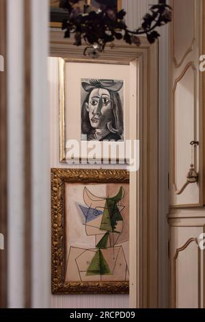 Pablo Picasso, la femme faune, 1946 ; Pablo Picasso, Chef de la femme, 1942;Collection Cerruti, Villa Cerruti, Rose Room, Rivoli, Piémont, Italie Banque D'Images