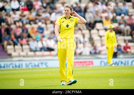 Southampton, Royaume-Uni. 16 juillet 2023. Thalia McGrath (Australie) lors du 2e match ODI de la Womens Ashes 2023 Series entre l'Angleterre et l'Australie à l'Ageas Bowl à Southampton, en Angleterre. (Liam Asman/SPP) crédit : SPP Sport Press photo. /Alamy Live News Banque D'Images