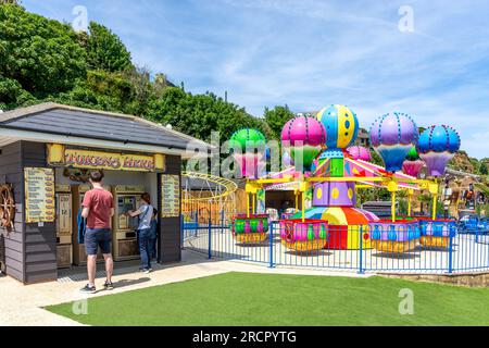 Pirates Cove & Jurassic Bay Adventure Golf, Shanklin Beach promenade, Shanklin, île de Wight, Angleterre, Royaume-Uni Banque D'Images