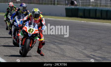 Imola, Italie. 16 juillet 2023. Autodromo Internazionale Enzo e Dino Ferrari, Imola, Italie, 16 juillet 2023, N°47 Alex Bassani ITA Ducati Panigale V4R Motocorsa Racing lors de Prometeon Italian Round FIM Superbike World Championship 2023 - Race2 - World Superbike - SBK Credit : Live Media Publishing Group/Alamy Live News Banque D'Images