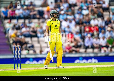 SOUTHAMPTON, ROYAUME-UNI. 16 juillet 2023. Ellyse Perry d'Australie femmes pendant l'Angleterre femmes v Australie femmes - 2nd ODI - The Women's Ashes 2023 à l'Ageas Bowl le dimanche 16 juillet 2023 à SOUTHAMPTON EN ANGLETERRE. Crédit : Taka Wu/Alamy Live News Banque D'Images