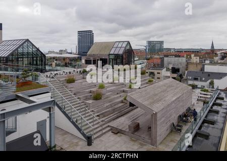 Vue aérienne de dessus à Salling SKYWALK, terrasse d'observation sur le toit de Salling Aarhus à Aarhus, Danemark. Banque D'Images