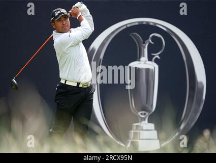 Le Japonais Hideki Matsuyama commence le 1e jour avant l'Open au Royal Liverpool, Wirral. Date de la photo : lundi 17 juillet 2023. Banque D'Images