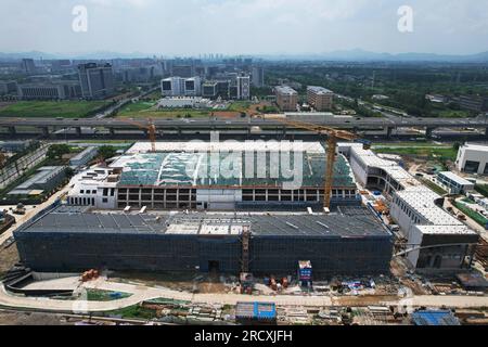 HANGZHOU, CHINE - 17 JUILLET 2023 - le bâtiment expérimental de la simulation centrifuge à haute gravité de l'Université de Zhejiang est Banque D'Images