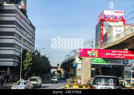 Une rue à Addis Abeba, 06 février 2022 Banque D'Images