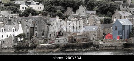 Scènes de Stromness, y compris le port, les pierres de Stenness et l'anneau de Bordgar. Orkney Banque D'Images