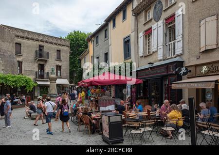 Carcassonne est une cité fortifiée française dans le département de l'Aude, région Occitanie, habitée depuis le Néolithique. Banque D'Images