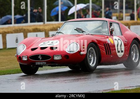 Ferrari 250 GTO 1962 pilotée par Holly Mason-Franchitti au Festival of Speed, Goodwood, le 14 juillet 2023, (photo : Michael Cole) Banque D'Images