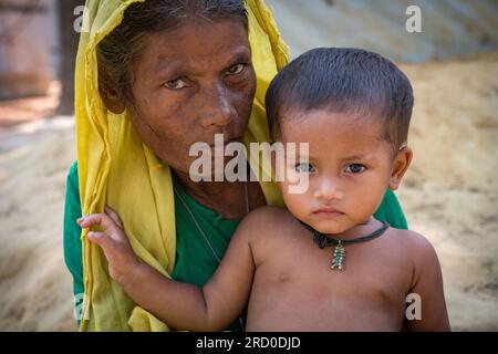 Réfugiés Rohingyas au centre de transit de Kutupalong le 16 avril 2018 à Cox's Bazar, Bangladesh. Banque D'Images