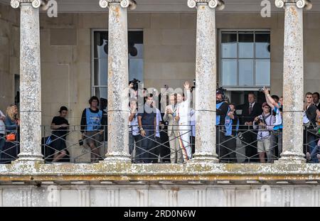 Goodwood, Royaume-Uni. 16 juillet 2023. Sebastian Vettel interviewé à Goodwood circuit, Goodwood, Royaume-Uni le 16 juillet 2023. Photo de Phil Hutchinson. Usage éditorial uniquement, licence requise pour un usage commercial. Aucune utilisation dans les Paris, les jeux ou les publications d'un seul club/ligue/joueur. Crédit : UK Sports pics Ltd/Alamy Live News Banque D'Images