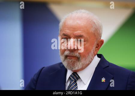 Bruxelles, Belgique. 17 juillet 2023. Le président brésilien Luiz Inacio Lula da Silva participe au sommet UE-Communauté des États d'Amérique latine et des Caraïbes (CELAC) à Bruxelles, Belgique, le 17 juillet 2023. Le thème général du sommet de cette année, qui s'achève mardi, est : «renouveler le partenariat birégional pour renforcer la paix et le développement durable». Crédit : Zheng Huansong/Xinhua/Alamy Live News Banque D'Images