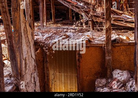 l'intérieur de la maison abandonnée Banque D'Images