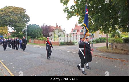 Filey cadets de la mer en parade de TS Unseen, Southdene, Filey, North Yorkshire, Angleterre, ROYAUME-UNI, YO14 9BB Banque D'Images