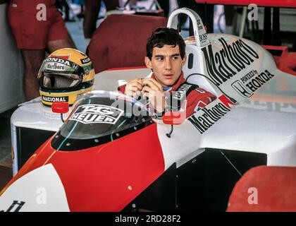 Imola, Italie. 01 mai 1988. Grand Prix de Saint-Marin. Championnat du monde de F1 1988. #12 Ayrton Senna, brésilien, sur sa McLaren Honda. Banque D'Images