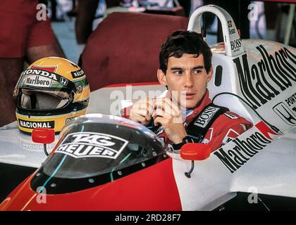 Imola, Italie. 01 mai 1988. Grand Prix de Saint-Marin. Championnat du monde de F1 1988. #12 Ayrton Senna, brésilien, sur sa McLaren Honda. Banque D'Images