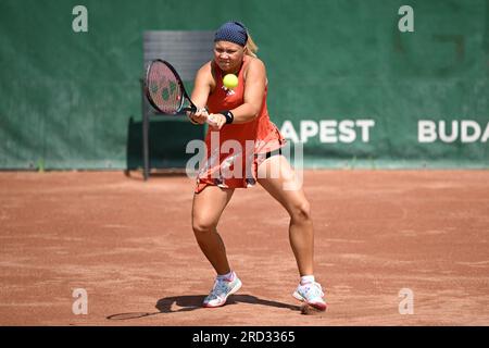 Budapest, Hongrie. 18 juillet 2023. Diana Maksimovna Snaider (RUS) lors de la deuxième journée du Grand Prix de tennis de Hongrie WTA250 le 18 juillet 2023 au Romai Teniszakademia, Budapest, Hongrie crédit : Live Media Publishing Group/Alamy Live News Banque D'Images