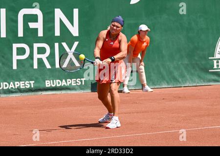 Budapest, Hongrie. 18 juillet 2023. Diana Maksimovna Snaider (RUS) lors de la deuxième journée du Grand Prix de tennis de Hongrie WTA250 le 18 juillet 2023 au Romai Teniszakademia, Budapest, Hongrie crédit : Live Media Publishing Group/Alamy Live News Banque D'Images