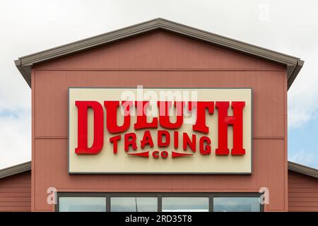 Duluth Trading Company est une entreprise américaine de vêtements de travail en activité depuis 1989. Banque D'Images