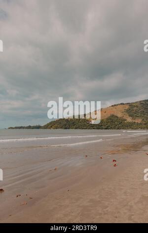 vue sur la plage vide Banque D'Images