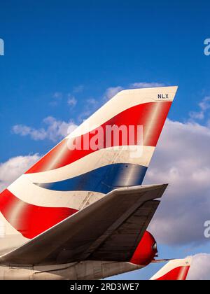 Aileron arrière 747-400 de British Airways appartenant à G-BNLX à l'aéroport de Londres Heathrow, Royaume-Uni Banque D'Images