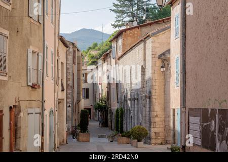 Rue à Castellane, route Napoleon, Gorges du Verdon, Alpes-de-haute-Provence, Provence-Alpes-Côte d’Azur, France, Banque D'Images