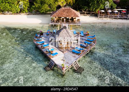 Bar du Raja Ampat Dive Lodge, Raja Ampat, Papouasie occidentale, Indonésie Banque D'Images