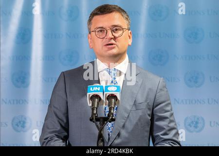 New York, États-Unis. 18 juillet 2023. Rencontre avec la presse avec le ministre ukrainien des Affaires étrangères, Dmytro Kuleba, au siège de l'ONU à New York, le 18 juillet 2023. (Photo de Lev Radin/Sipa USA) crédit : SIPA USA/Alamy Live News Banque D'Images