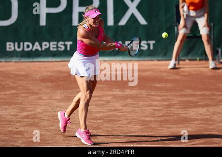 Budapest, Hongrie centrale, Hongrie. 18 juillet 2023. TIMEA BABOS de Hongrie en action pendant le GRAND PRIX DE HONGRIE - Budapest - Womens tennis, WTA250 (crédit image : © Mathias Schulz/ZUMA Press Wire) USAGE ÉDITORIAL SEULEMENT! Non destiné à UN USAGE commercial ! Crédit : ZUMA Press, Inc./Alamy Live News Banque D'Images