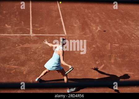 Budapest, Hongrie centrale, Hongrie. 18 juillet 2023. ANNA BONDAR de Hongrie en action pendant le GRAND PRIX DE HONGRIE - Budapest - Womens tennis, WTA250 (crédit image : © Mathias Schulz/ZUMA Press Wire) USAGE ÉDITORIAL UNIQUEMENT! Non destiné à UN USAGE commercial ! Crédit : ZUMA Press, Inc./Alamy Live News Banque D'Images