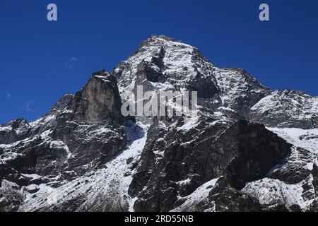 Khumbi YUL Lha. Montagne sacrée pour le peuple Sherpa Banque D'Images