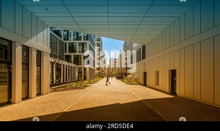 Nouveaux bâtiments et logements à Anhalter Bahnhof, Berlin-Kreuzberg, Allemagne Banque D'Images