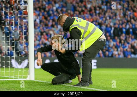 Glasgow, Royaume-Uni. 18 mai 2023. Un match de témoignage entre les Rangers et Newcastle United, a eu lieu à Ibrox Park, Glasgow, Royaume-Uni, la maison des Rangers FC, pour Allan McGregor, (surnommé Greegsy) le gardien de but des Rangers qui prend sa retraite. Allan McGregor a fait ses débuts en équipe première en février 2002 et a joué 500 matchs pour les Rangers. Il a fait partie de 6 titres de ligue, 5 équipes gagnantes de coupe de ligue et a également joué un rôle clé dans l'obtention des finales de coupe de l'UEFA et de l'Europa League en 2008 et 2022. Crédit : Findlay/Alamy Live News Banque D'Images