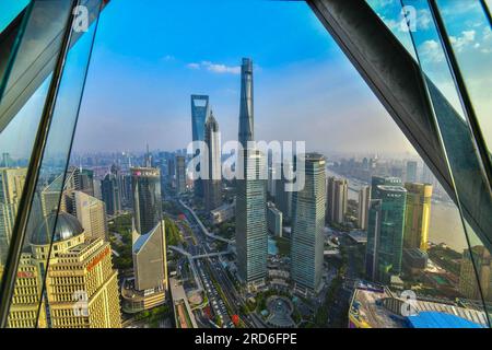 Paysage urbain bâtiment moderne du centre financier lujiazui à shanghai en chine. Banque D'Images