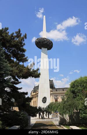 Mémorial de la Renaissance, commémorant les luttes et les victimes des événements de décembre 1989, sur la place de la Révolution, Bucarest, Roumanie Banque D'Images