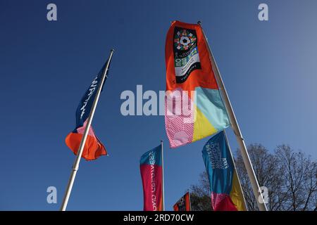 Sydney, Australie. 19 juillet 2023. Drapeaux annonçant la coupe du monde féminine de la FIFA 2023 qui débutera le 20 juillet, organisée conjointement par l'Australie et la Nouvelle-Zélande. Crédit : Isabel Infantes/Empics/Alamy Live News Banque D'Images