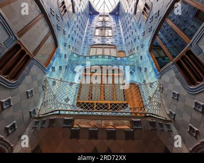 BARCELONE, ESPAGNE - JUILLET 13 2023 : la maison Casa Batllo (intérieur) conçu par Antoni Gaudi DÉTAIL Banque D'Images